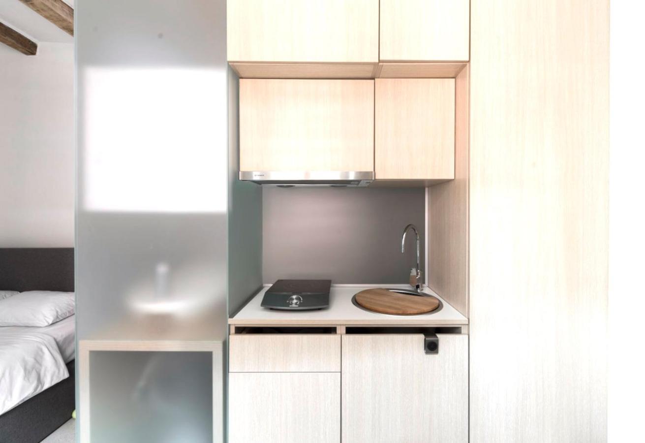 Labum Accommodations Izola Esterno foto