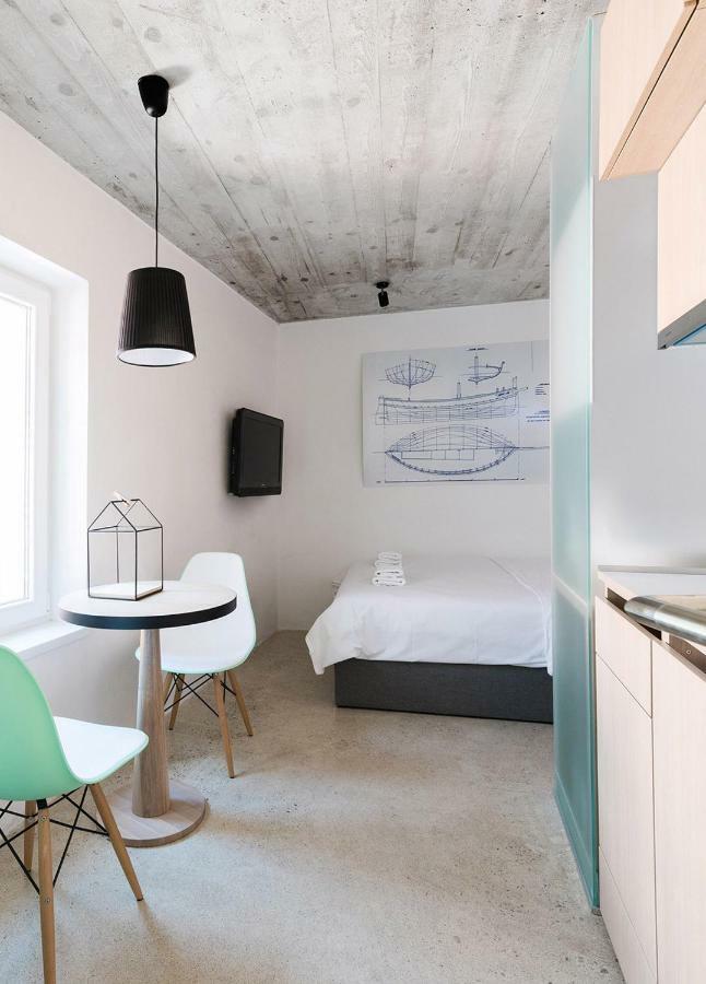 Labum Accommodations Izola Esterno foto